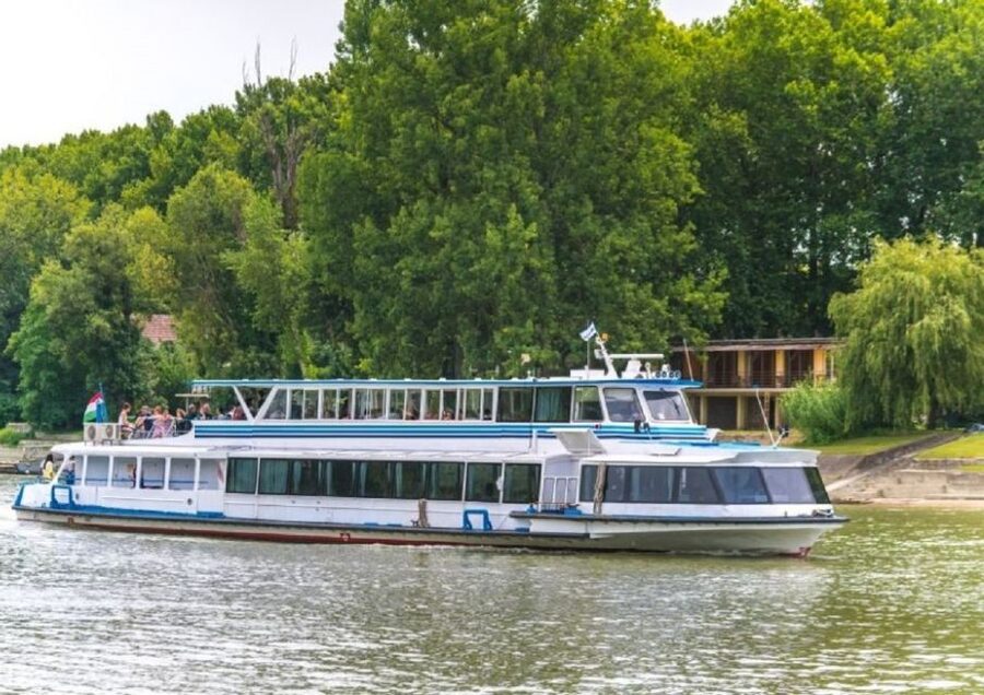 From Budapest: Szentendre Half-Day Tour - Choosing the boat or bus back