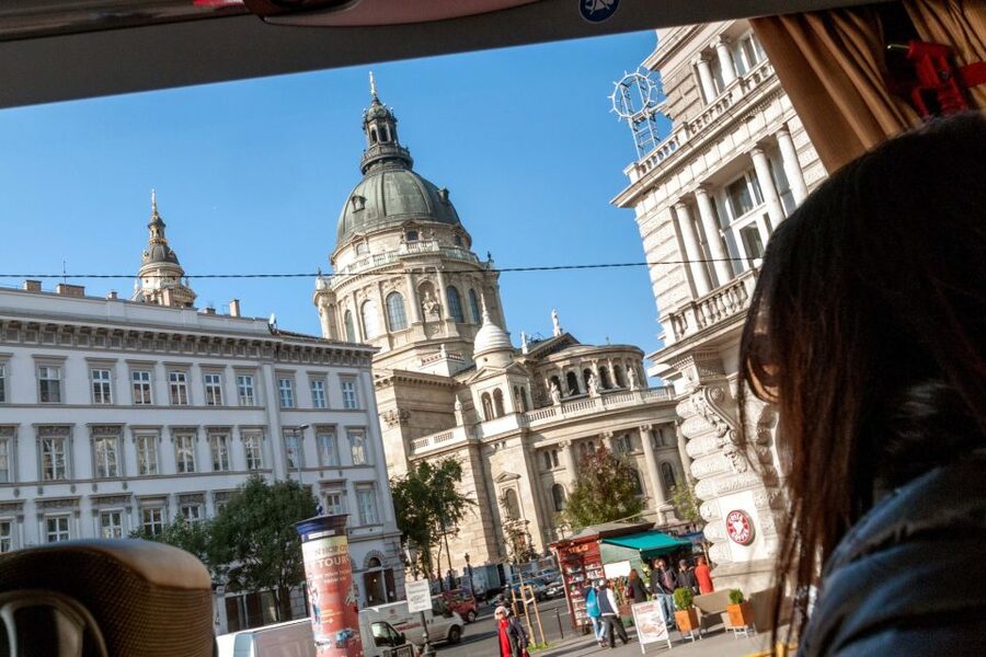 From Vienna: Guided Day Trip to Budapest - Heroes’ Square: A Dramatic First Stop