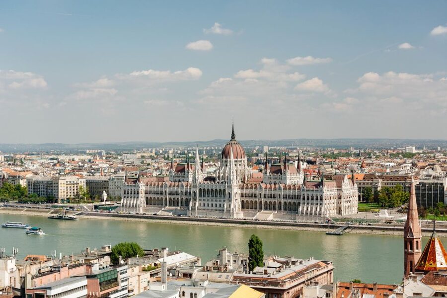 From Vienna: Guided Day Trip to Budapest - Three and a Half Hours to Shape Your Own Budapest Visit