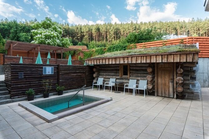 Full-Day Private Tour in Eger with Thermal Bath in Egerszalók - Two and a half hours at Saliris Resort