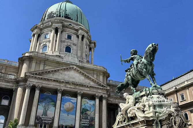 Gems of the Budapest Castle District Walking Tour - Knights, confectionery, and the Labyrinth