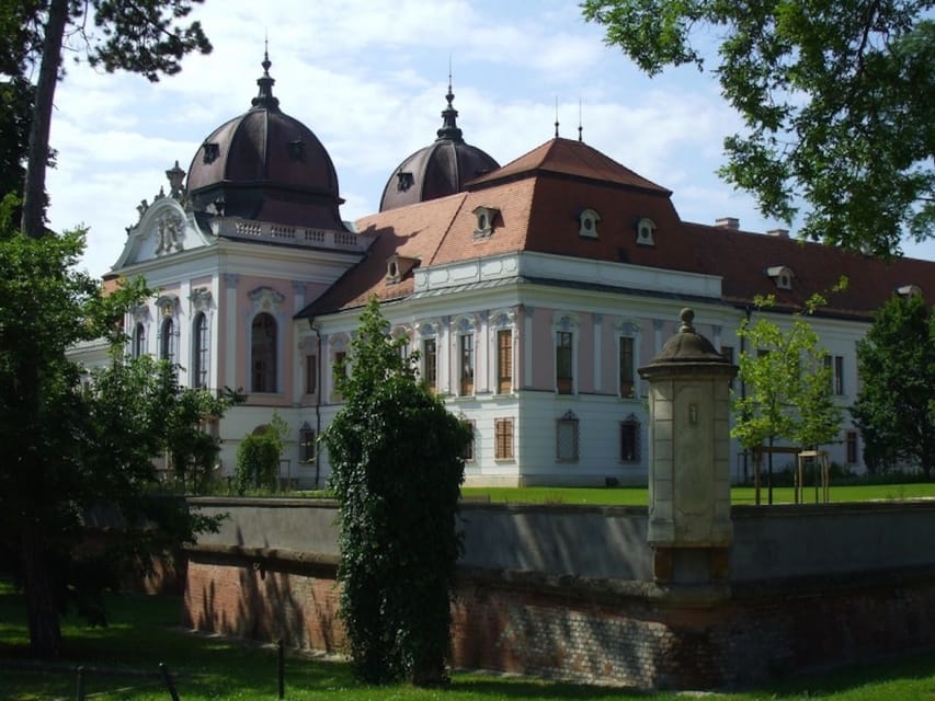 Godollo: The Royal Palace of Gödöllő Ticket - The palace park and the outdoor pause