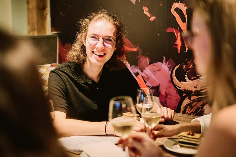 Guided Tipsy Food Tour with Drinks Included in Budapest - Sit-down classics and Jewish-Hungarian pastry