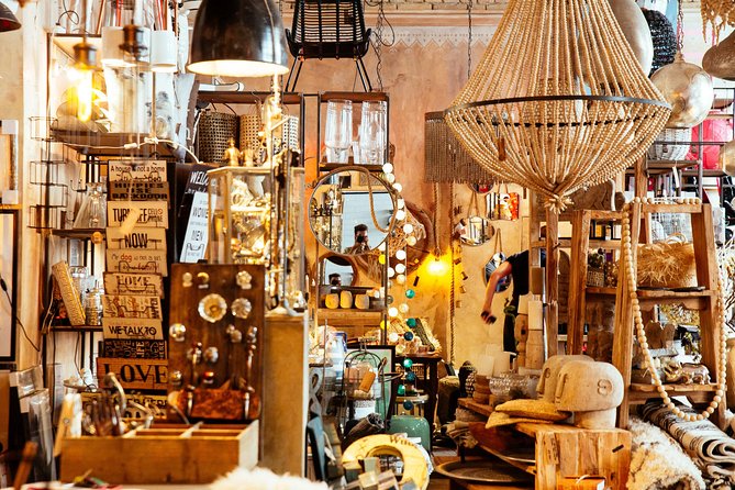 Highlights & Hidden Gems of Budapest Private Tour - Why a private walk works well in Budapest