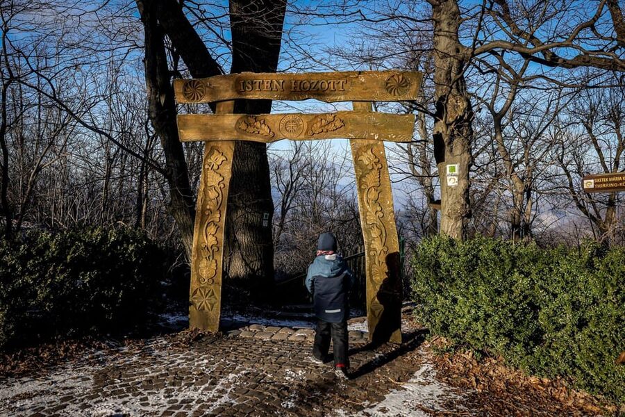 Hike to Spiritual Sites Near Budapest - A local lunch with goulash on the menu