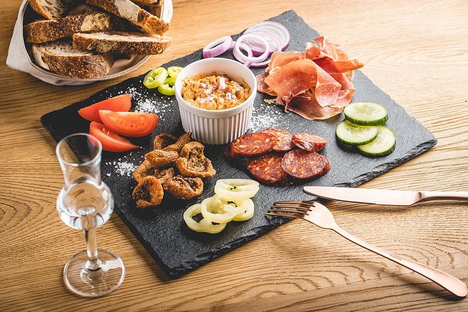 Hungarian Gastro Cellar: Assisted Tasting Options - How the Assisted, Self-Paced Format Works