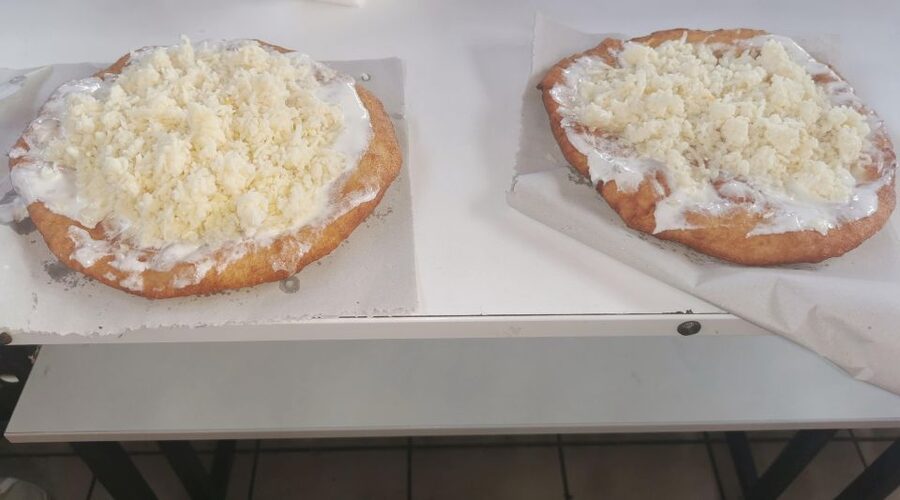 Hungarian Grandma's Tour - Food tour in Budapest - What the private format changes