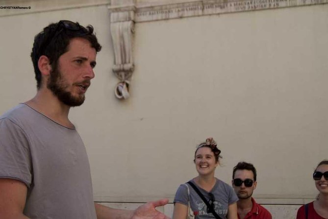 Hungarian History Walking Tour with food tasting - Paprikás krumpli turns a lesson into an evening
