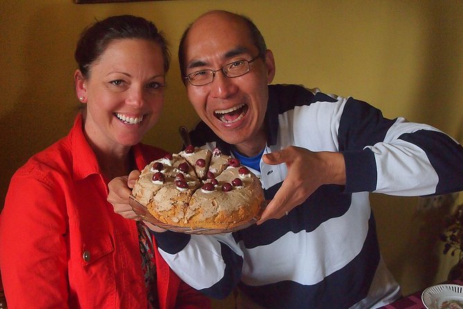Hungarian lunch/dinner with locals in their home w/ car transfer - Key points to know before booking
