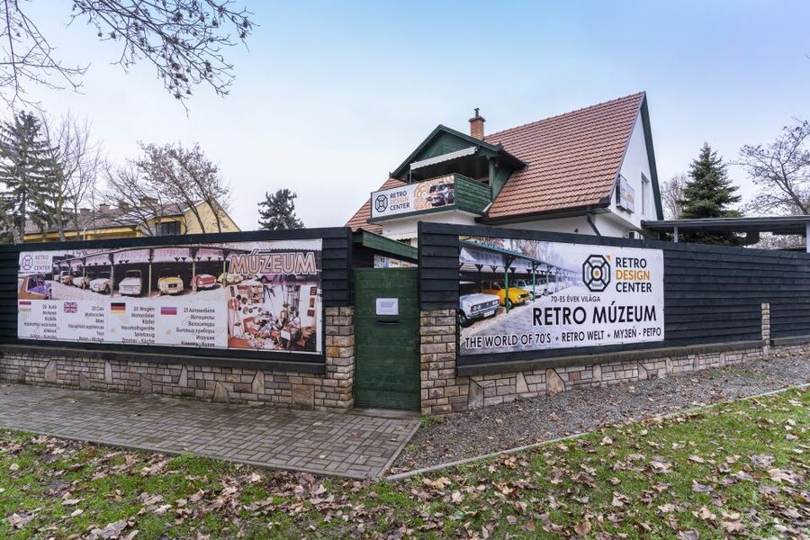 Hungary: Szentendre Retro Design Center Entry Ticket - Toys, televisions, radios, and kitchen objects