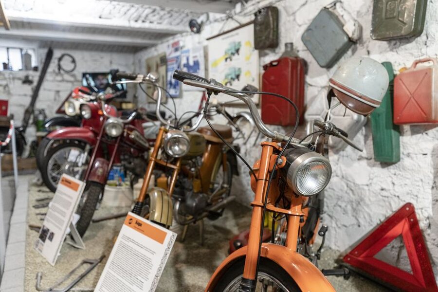 Hungary: Szentendre Retro Design Center Entry Ticket - Meeting the 1970s at the entrance