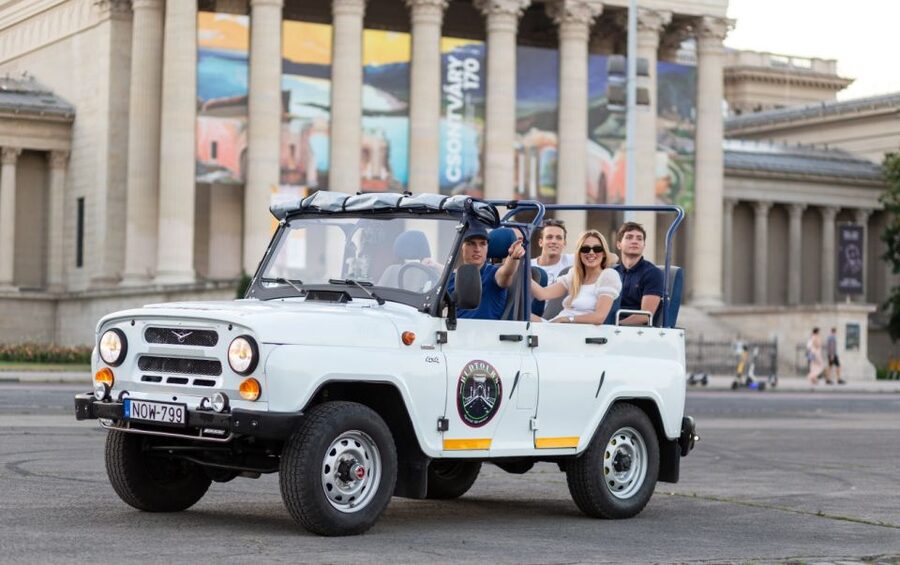 Iconic Budapest tour with Classic Russian Jeep and G-Wagon - Key points to know before booking