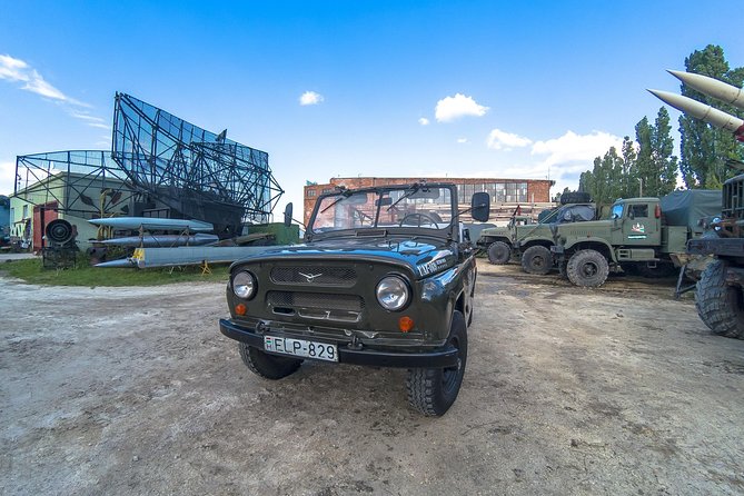 Off-Road Driving Cold War Style in Budapest - Riding beside the instructor