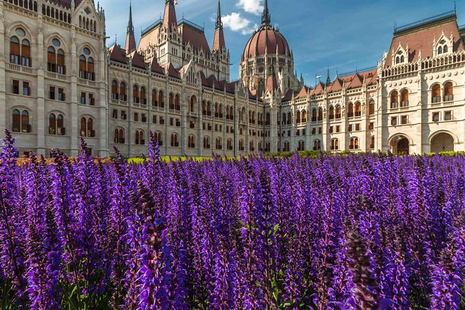 Orientation walk in Budapest - What a private format adds