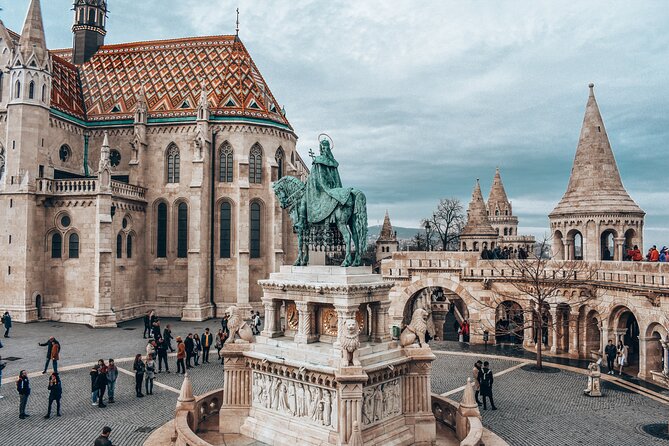 Original Budapest Alternative Street Art & Jewish Tour - What this Budapest street-art walk is really about