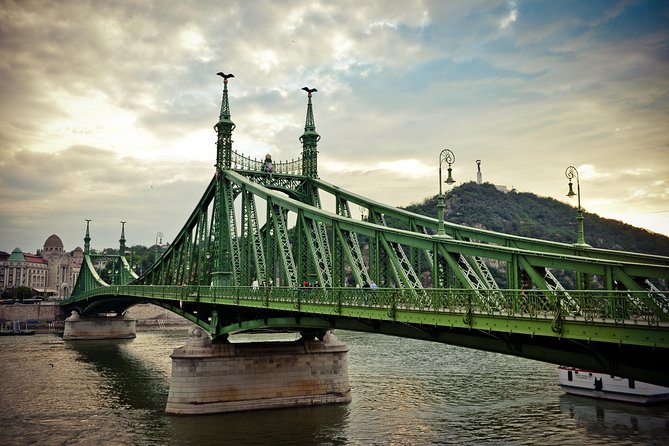 Private 3 Hour Walking Experience in Budapest City - Key points to know before booking