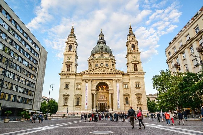 Private 4-hour Walking Tour of Budapest with official tour guide - Starting near Parliament and St. Stephen’s Basilica