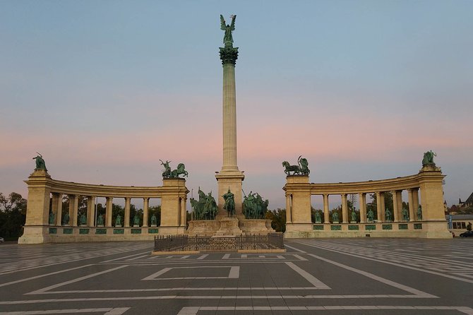 Private 4 Hours Budapest city tour and 3 hours Széchenyi thermal spa relax - St. Stephen’s Basilica and an interior visit