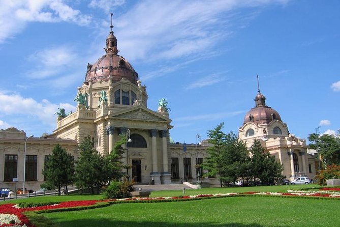 Private 4-hours City Tour of Budapest with private guide and Hotel Pick-up - The Opera House and Andrássy Avenue