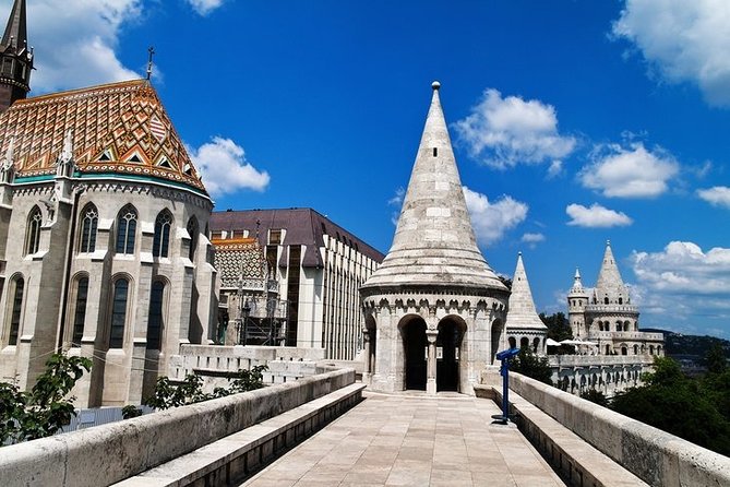 Private Buda Castle walking tour & Danube river cruise with Margaret Island stop - What the private format is worth
