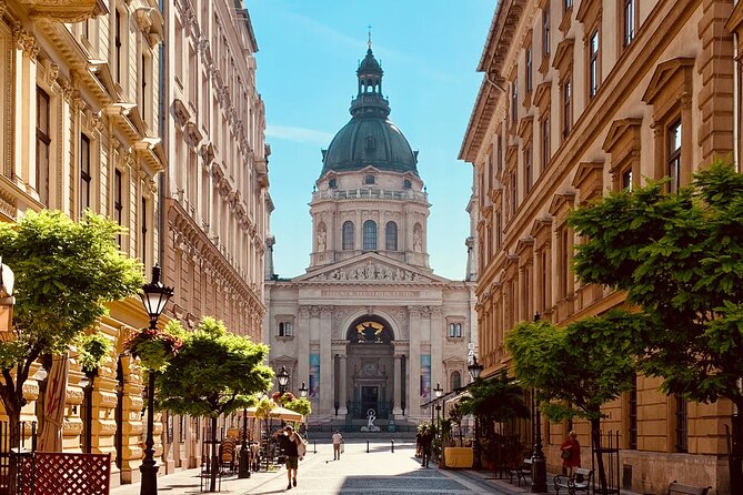 Private Budapest City tour with Classic Russian Jeep or G-Wagon! - Parliament, Nyugati Station, and St. Stephen’s Basilica