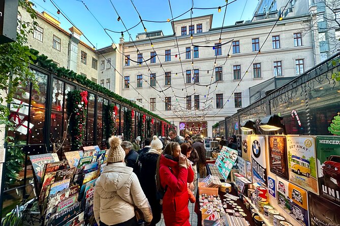 Private Budapest Street Art Tour with Local Expert - District VII’s underground side