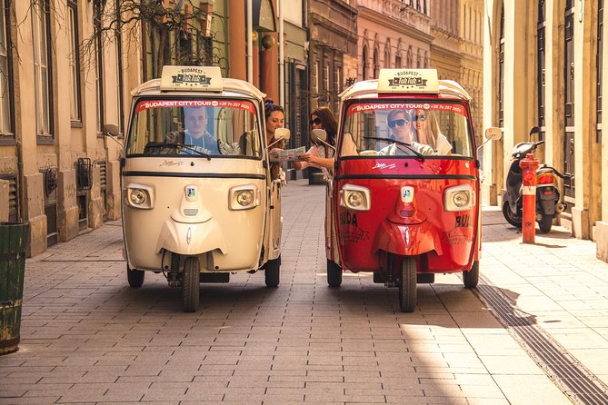 Private Budapest TukTuk Tour: Custom Route, Hotel Pickup - The Jewish Quarter, Great Synagogue, and Central Market