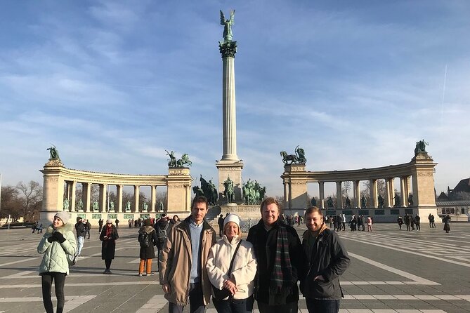 Private city tour by van - Central Market Hall adds a useful local pause