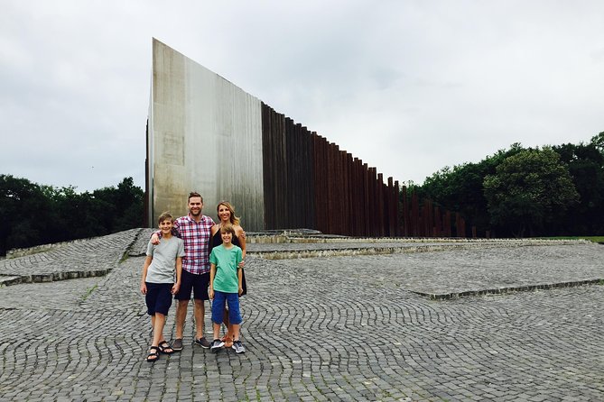 Private Communist Budapest Tour - Why Budapest’s communist past needs a street-level tour