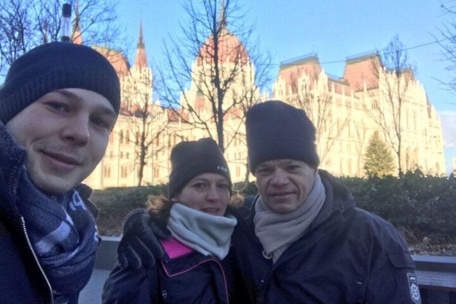 Private Custom Tour with Local Guide Budapest - Famous sights, exterior visits, and local stories
