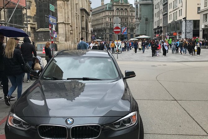 Private Day Tour in Vienna from Budapest with Licensed Guide - Key points at a glance