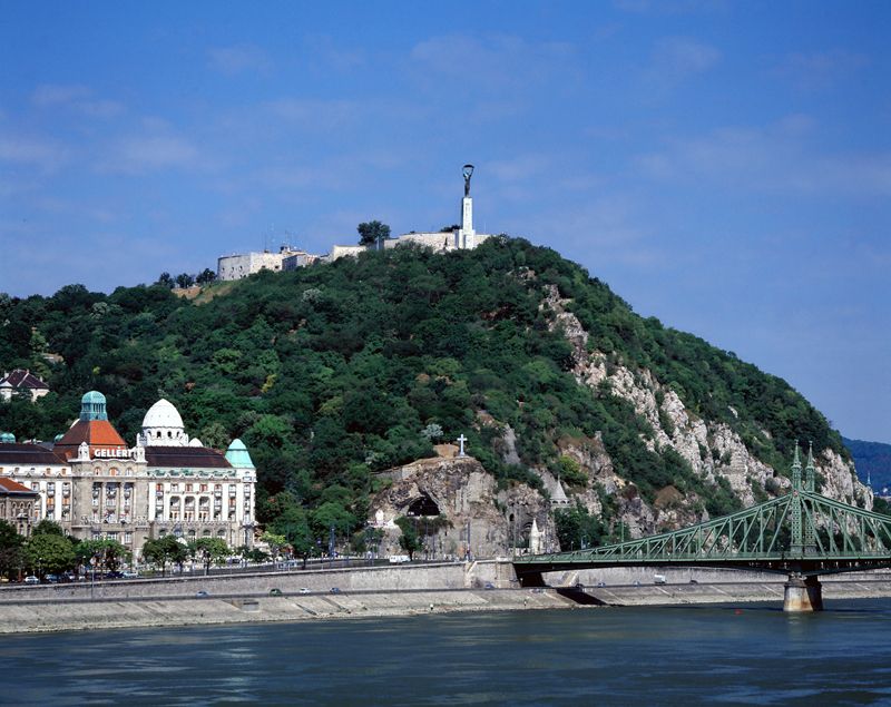 Private Day Trip to Budapest from Vienna - Who should book this Budapest trip