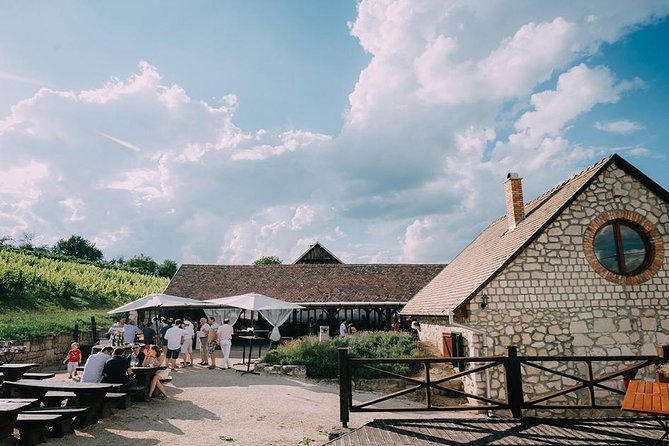 Private Etyek Wine tour with dinner including a Budapest Danube Evening Cruise - Returning to Budapest for the Chain Bridge and Parliament views