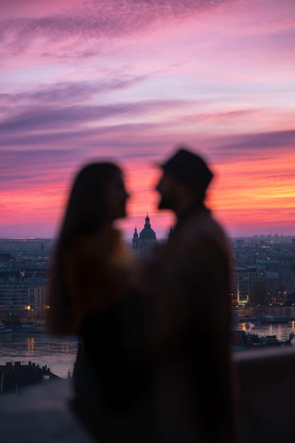 Private photography photo session at Fisherman Bastion - Stop two: Hunyadi János út and the castle district