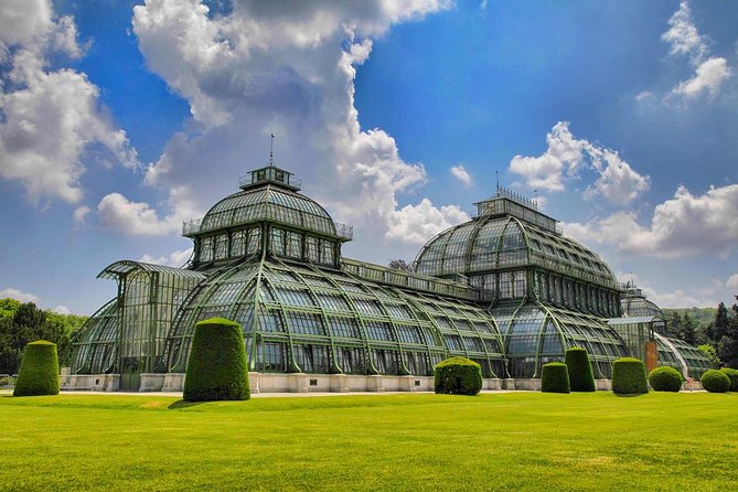 Private Scenic Transfer from Budapest to Vienna with 4h of Sightseeing - Pannonhalma Archabbey for architecture and quiet