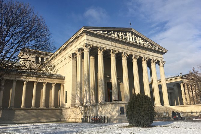 Private Tour Around Budapest - Why this private route works well for a first day
