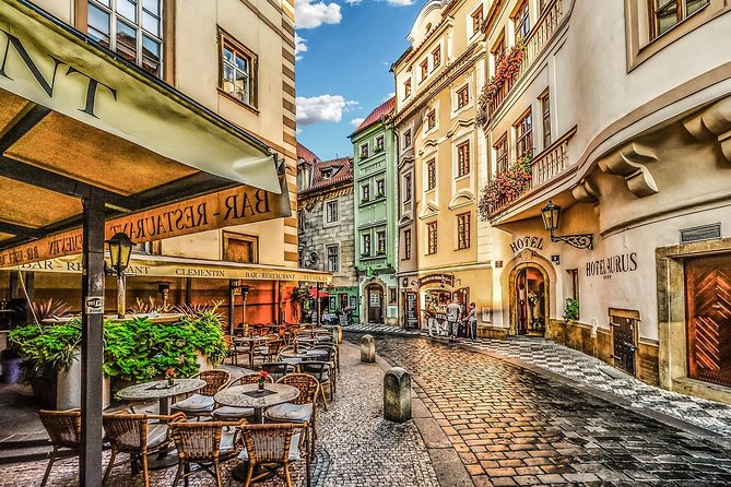Private Transfer from Budapest to Prague, English-speaking driver - The route itself: expect a connection, not a tour