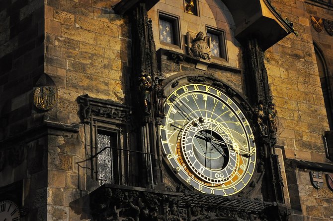 Private Transfer from Budapest to Prague, English-speaking driver - Who will like this transfer most