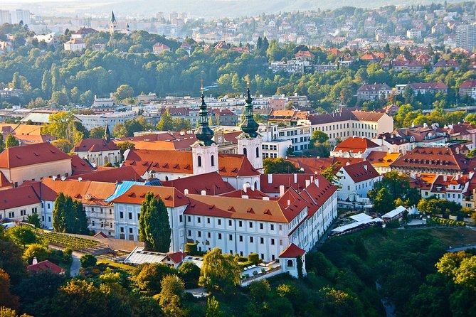 Private Transfer from Budapest to Prague with 2 hours for sightseeing - What can go wrong, and how to prevent it