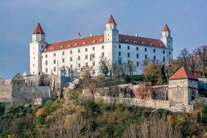 Private Transfer from Budapest to Vienna with a great guided tour in Bratislava - Why this Budapest to Vienna transfer is different
