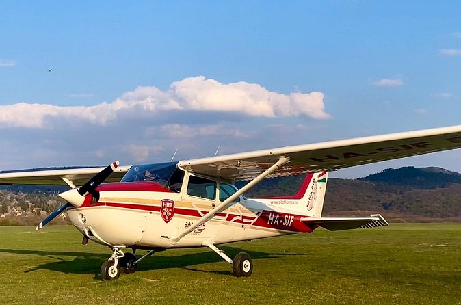 Sightseeing flight over Budapest - Price and value for a private Budapest flight