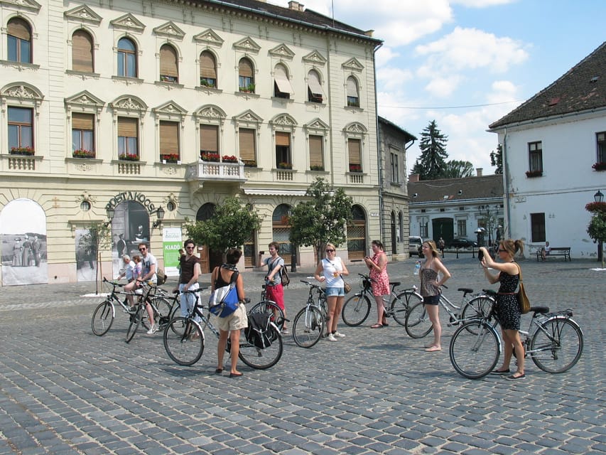 Szentendre Bike & Train Tour by Budapest Bike Breeze - Óbuda, Roman Aquincum, and the Római part