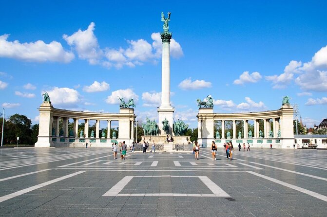 Taste Budapest - Fat Boy Foodies Walk - Key points at a glance