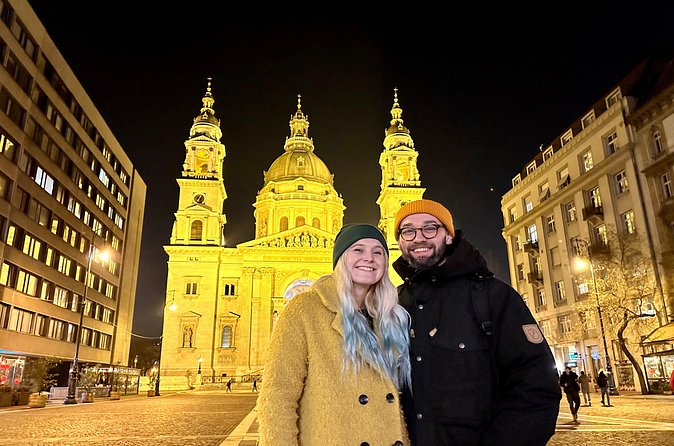 The Bright Lights of Budapest - Private Walking Tour with Boat Cruise & Drink - What the private format adds