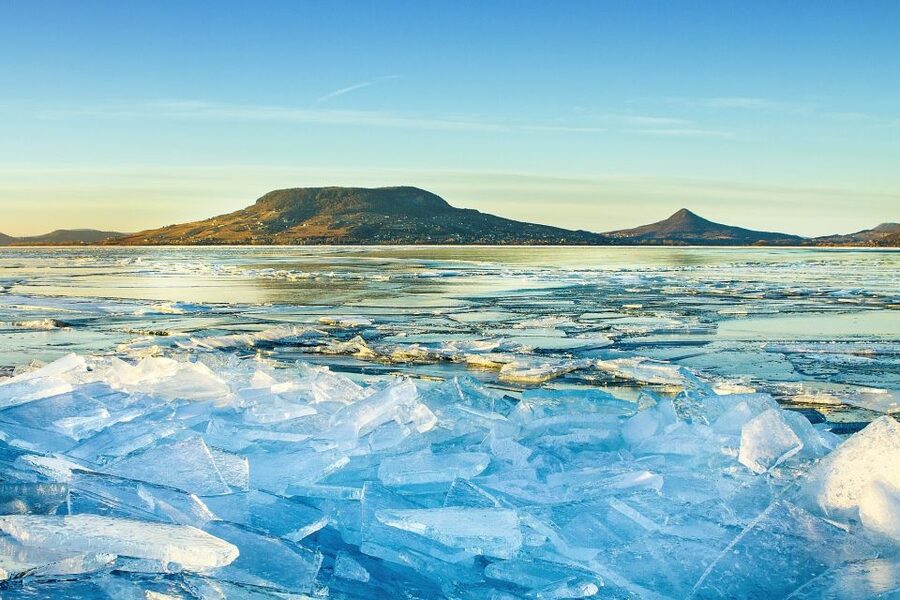 The Turquoise Sea of Hungary: Lake Balaton Private Tour - Balatonfüred promenade, villas, and lakeside character