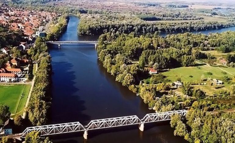 Tokaj Private Day Tour from Budapest - Leaving Budapest in a Private Coach