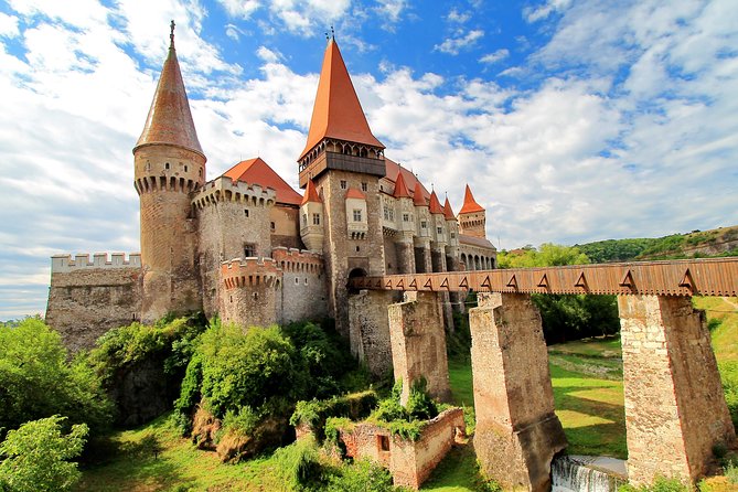 Transylvania Tour from Budapest to Bucharest: 4 days - What this route gets right in four days