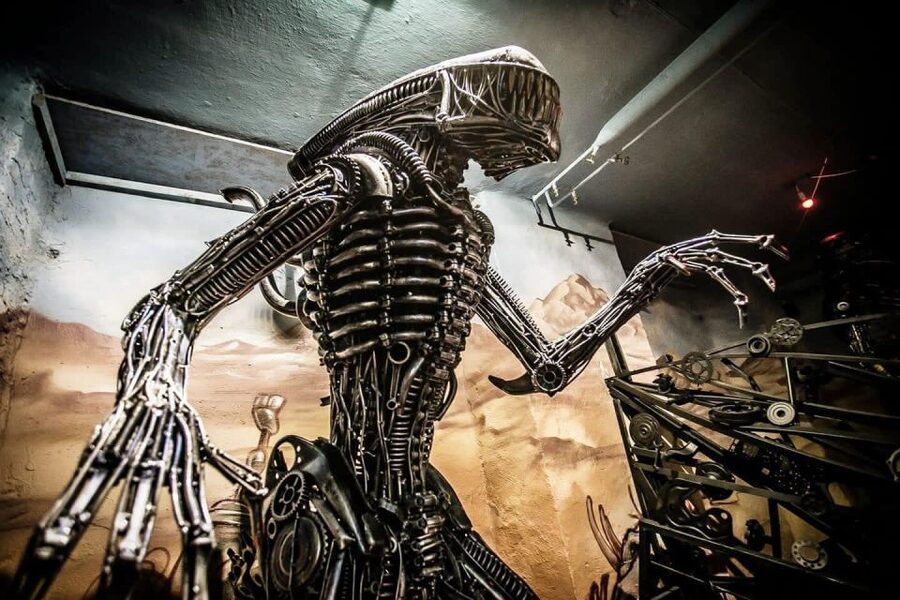 Trash Art Museum: Hungary's First Scrap Metal Exhibition - Who will enjoy this most?