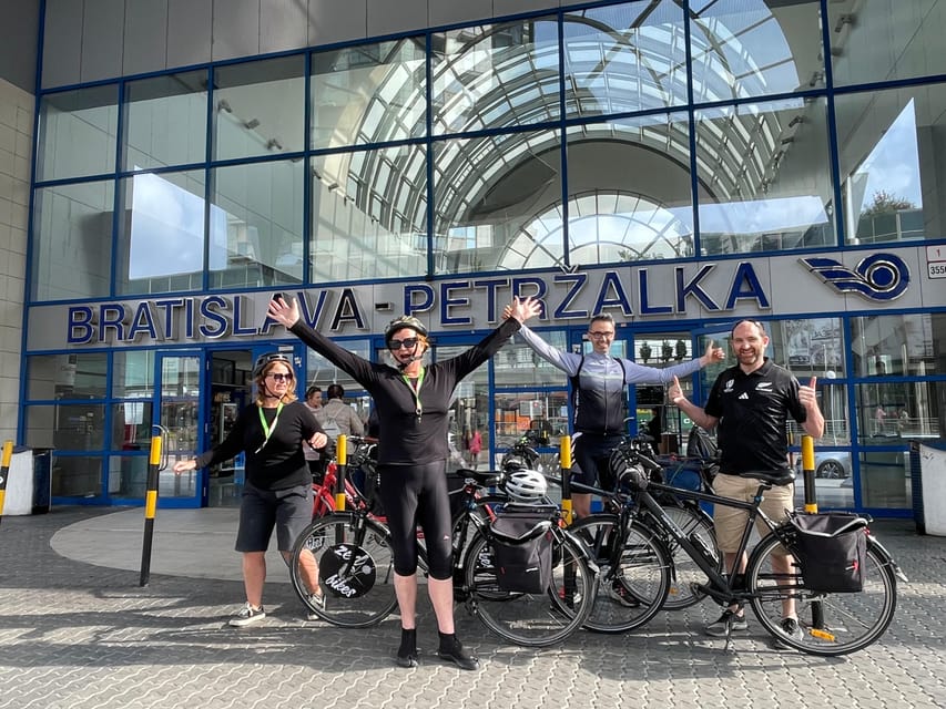 Vienna-Budapest Bike Rental with Bike Delivery - Visegrád, a former royal seat on the Danube Bend