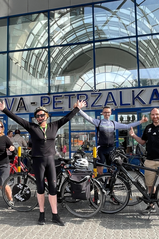 Vienna-Budapest Bike Rental with Bike Delivery - Szentendre, galleries and an easy final approach to Budapest